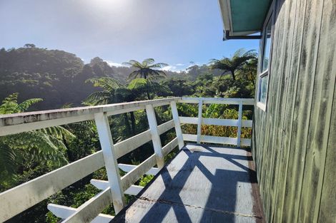 Photo of property in 22 Weenink Road, Karoro, Greymouth, 7805