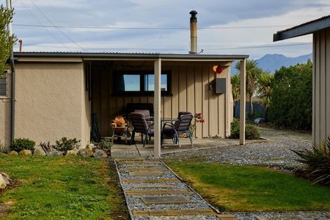 Photo of property in 19 South Bay Parade, South Bay, Kaikoura, 7300