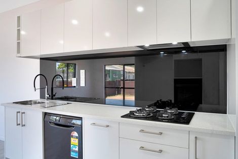 Photo of property in 34 Hunua Road, Papakura, 2110