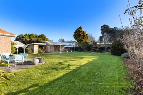 Photo of property in 79 Savage Crescent, West End, Palmerston North, 4412