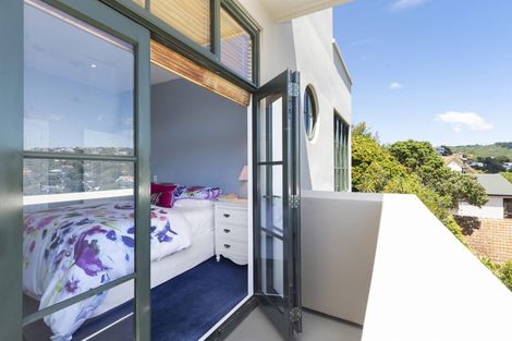 Photo of property in 12 Upland Road, Kelburn, Wellington, 6012