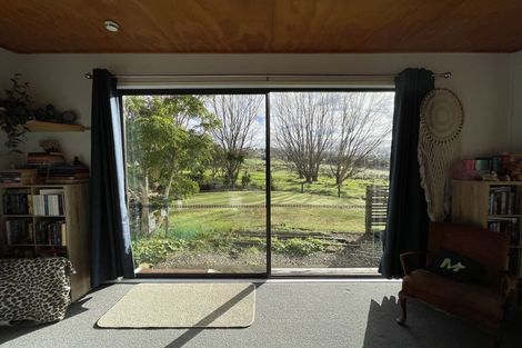 Photo of property in 85 Te Pahi River Drive, Paparoa, Maungaturoto, 0583