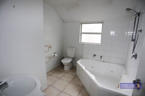 Photo of property in 484 Barbadoes Street, Edgeware, Christchurch, 8013