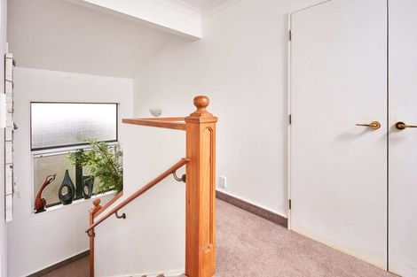 Photo of property in 5 Coulston Place, Riverdale, Gisborne, 4010