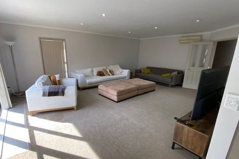 Photo of property in 6 Emma Place, Papamoa Beach, Papamoa, 3118