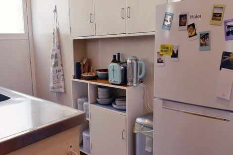 Photo of property in 71 Pirie Street, Mount Victoria, Wellington, 6011