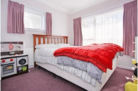 Photo of property in 10 Sunnyside Crescent, Papatoetoe, Auckland, 2025