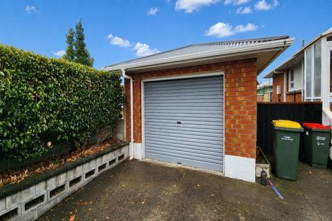 Photo of property in 2 Hood Place, Spotswood, New Plymouth, 4310
