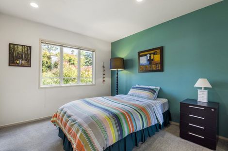 Photo of property in 38 Saddleback Rise, Murrays Bay, Auckland, 0630