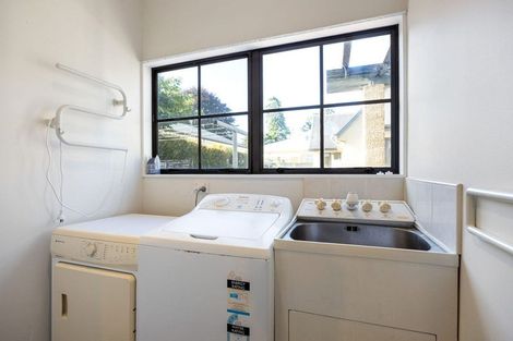 Photo of property in 37 Princes Street, Cambridge, 3434