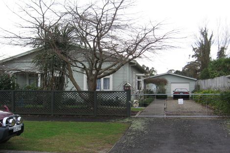 Photo of property in 24 Goldsmith Street, Maeroa, Hamilton, 3200