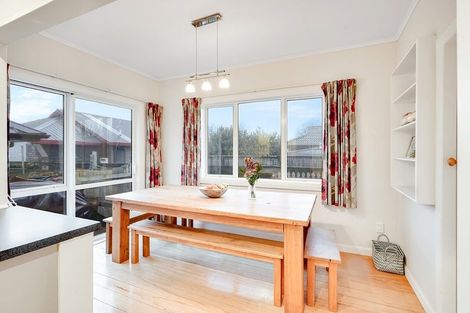 Photo of property in 112 Thornton Road, Cambridge, 3434