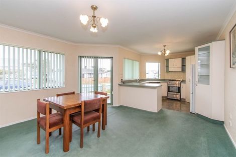 Photo of property in 23 Mahoe Street, Inglewood, 4330