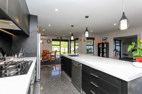 Photo of property in 40 Cyrus Street, Whalers Gate, New Plymouth, 4310