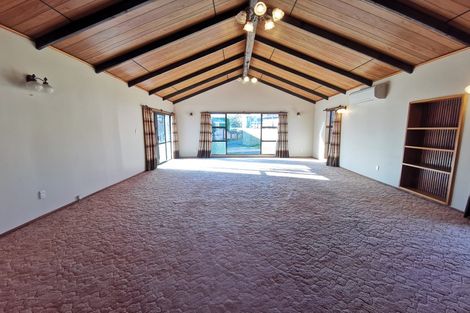 Photo of property in 10 Rochford Place, Bryndwr, Christchurch, 8052