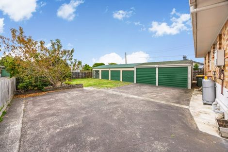 Photo of property in 88 Beach Road, Pahurehure, Papakura, 2113
