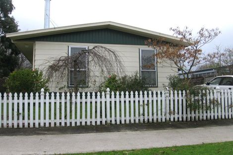 Photo of property in 1 Bryce Place, Kelvin Grove, Palmerston North, 4414