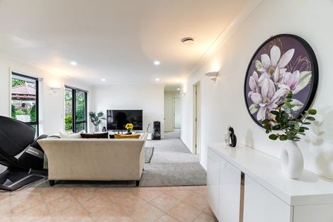 Photo of property in 4 Mahina Place, Te Atatu Peninsula, Auckland, 0610