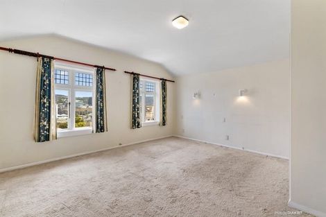 Photo of property in 18 Hawker Street, Mount Victoria, Wellington, 6011