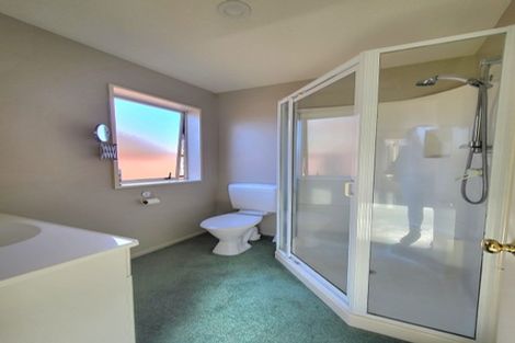 Photo of property in 11 Jadewynn Place, Halswell, Christchurch, 8025