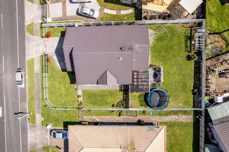 Photo of property in 52 Riverton Drive, Randwick Park, Auckland, 2105