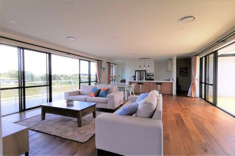 Photo of property in 150 Ninth View Avenue, Beachlands, Auckland, 2018