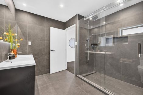 Photo of property in 511 Kiwitahi Road, Helensville, 0875