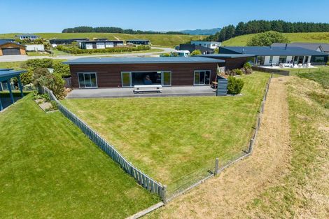 Photo of property in 18 Rochdale Road, Riversdale Beach, Masterton, 5872
