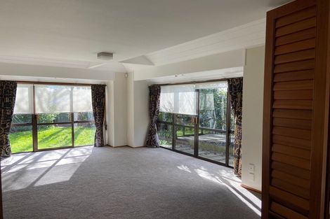 Photo of property in 20a Otakau Road, Milford, Auckland, 0620