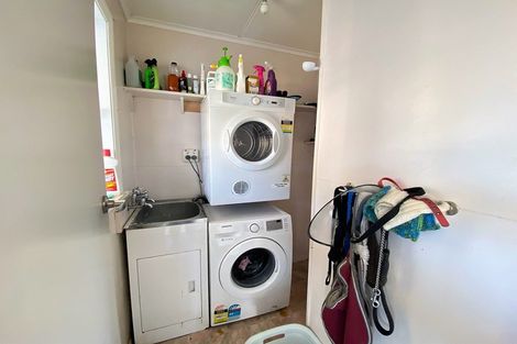 Photo of property in 18 Carlson Street, Dannevirke, 4930