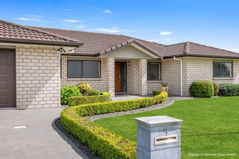 Photo of property in 9 Barry Curtis Place, Levin, 5510