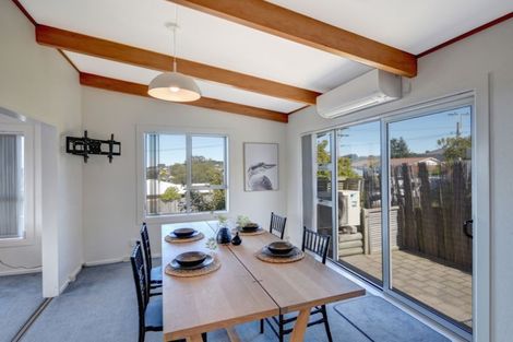 Photo of property in 35 Salmond Street, Halfway Bush, Dunedin, 9010