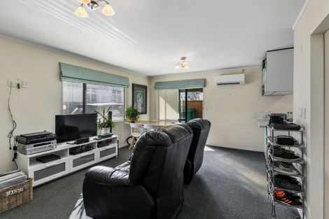 Photo of property in 3/96 Wakefield Street, Alicetown, Lower Hutt, 5010