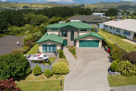Photo of property in 71 Te Puia Drive, Aotea, Porirua, 5024