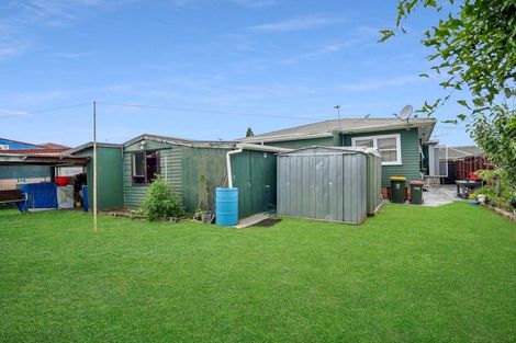 Photo of property in 57 Rosella Road, Mangere East, Auckland, 2024