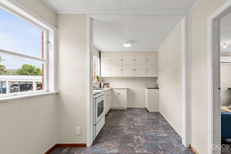 Photo of property in Oberon Flats, 48a Merton Street, Trentham, Upper Hutt, 5018