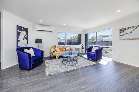 Photo of property in 15 Advocate Place, Randwick Park, Auckland, 2105