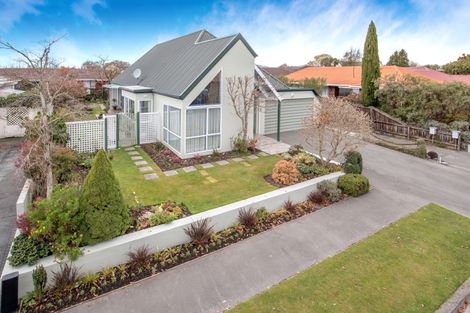 Photo of property in 46 Westgrove Avenue, Avonhead, Christchurch, 8042