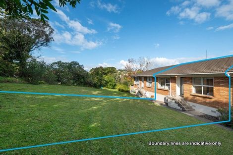 Photo of property in 2/74 Blakeborough Drive, Forrest Hill, Auckland, 0620