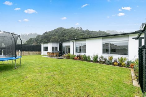 Photo of property in 4 Hopkirk Avenue, Wallaceville, Upper Hutt, 5018