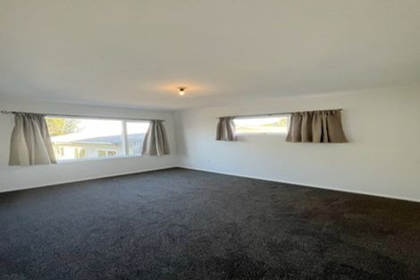 Photo of property in 242 Sturges Road, Henderson, Auckland, 0612