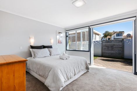 Photo of property in 2/203 Oceanbeach Road, Mount Maunganui, 3116