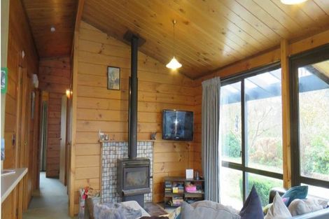 Photo of property in 50 Mckenzie Street, Geraldine, 7930