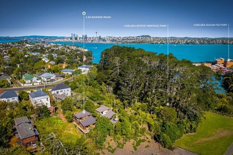 Photo of property in 2/63 Rawene Road, Birkenhead, Auckland, 0626