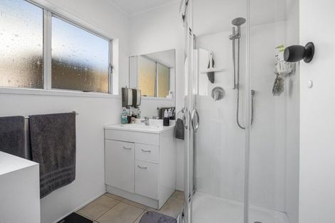 Photo of property in 24 Cumberland Crescent, Welcome Bay, Tauranga, 3112