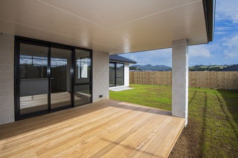 Photo of property in 14 Cascade Crescent, Tikipunga, Whangarei, 0112