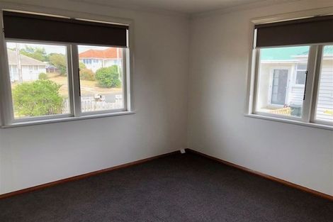 Photo of property in 12 Churchill Crescent, Tawhero, Whanganui, 4501