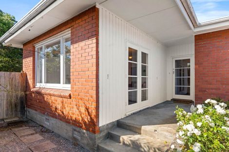 Photo of property in 64 Cologne Street, Martinborough, 5711