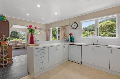 Photo of property in 8 Hine Road, Wainuiomata, Lower Hutt, 5014