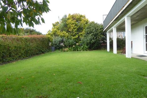 Photo of property in 12a Westwell Road, Belmont, Auckland, 0622